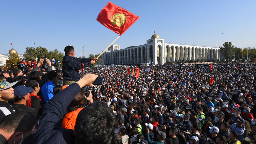 ЦИК Киргизии признал итоги парламентских выборов недействительными