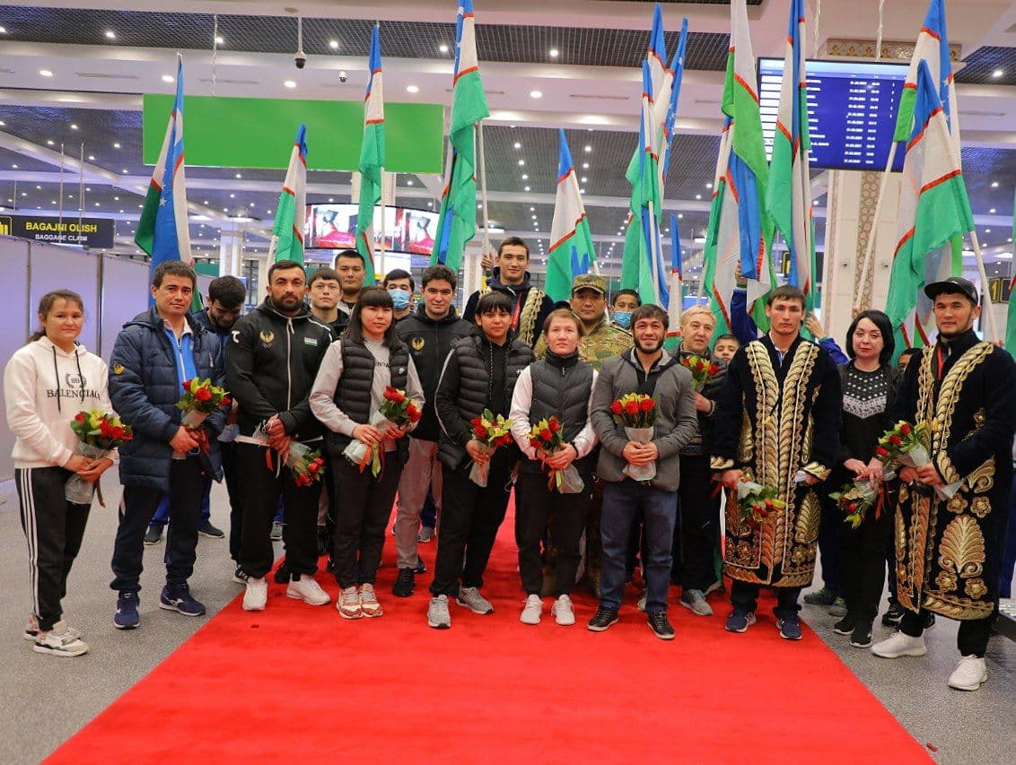  Узбекистанские дзюдоисты прибыли из Тбилиси с пятью медалями