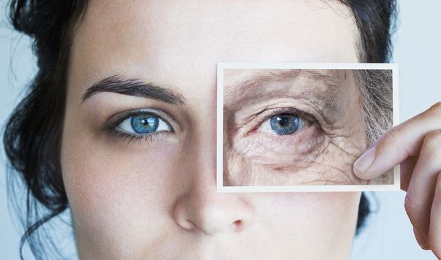 Что поможет замедлить старение кожи?