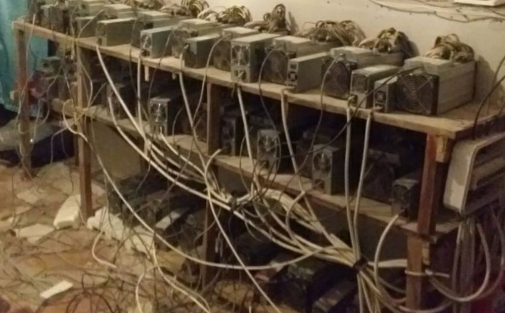 В Хорезме незаконно подключенные к электросети майнеры нанесли ущерб на 235 млн сумов