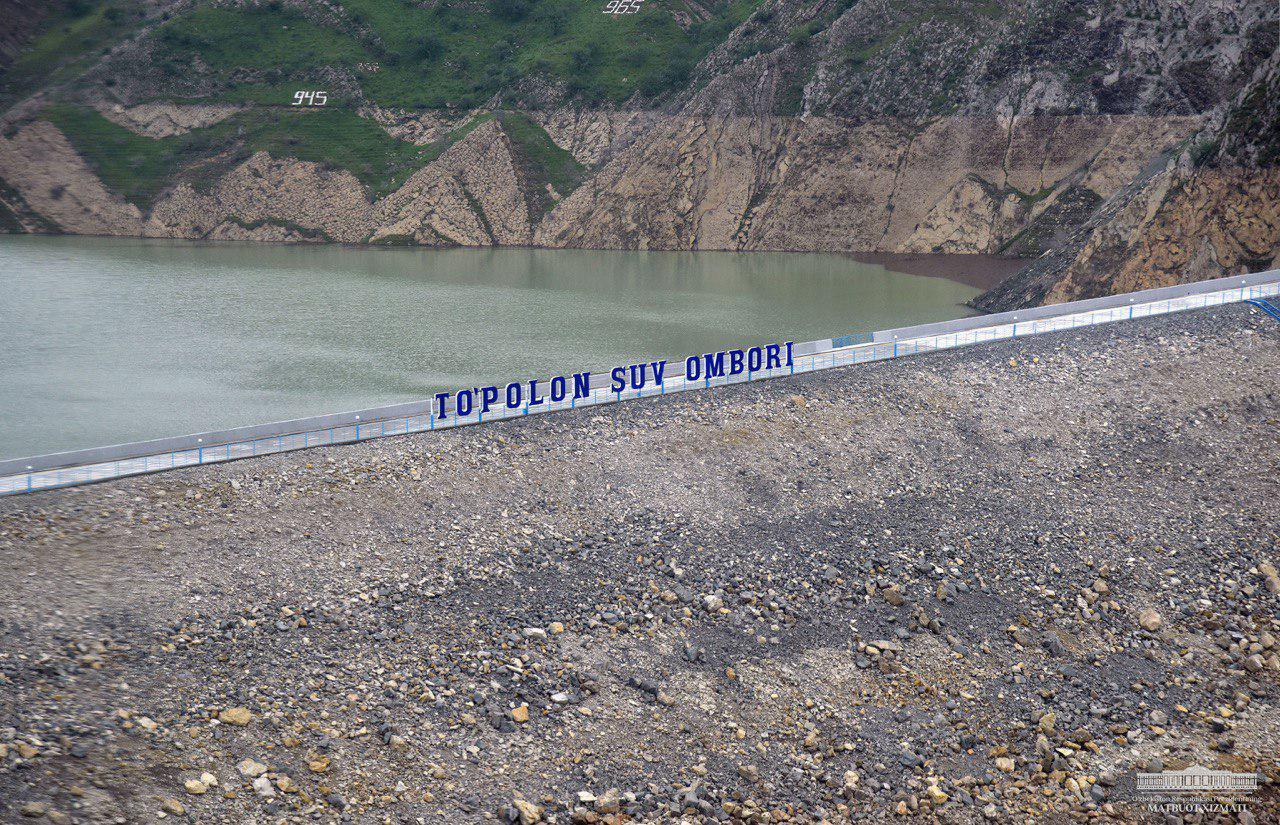 Сброс воды из Тупалангского водохранилища превысил норму — видео