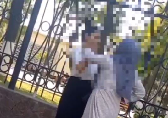 В Ташкенте женщина избила студентку, приревновав к ней своего мужа — видео