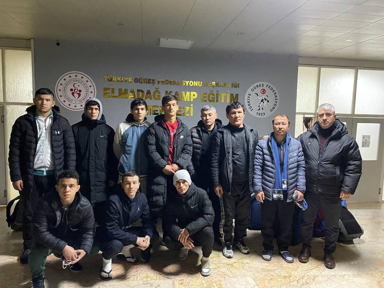 Узбекских спортсменов в Турции эвакуировали из очага землетрясения