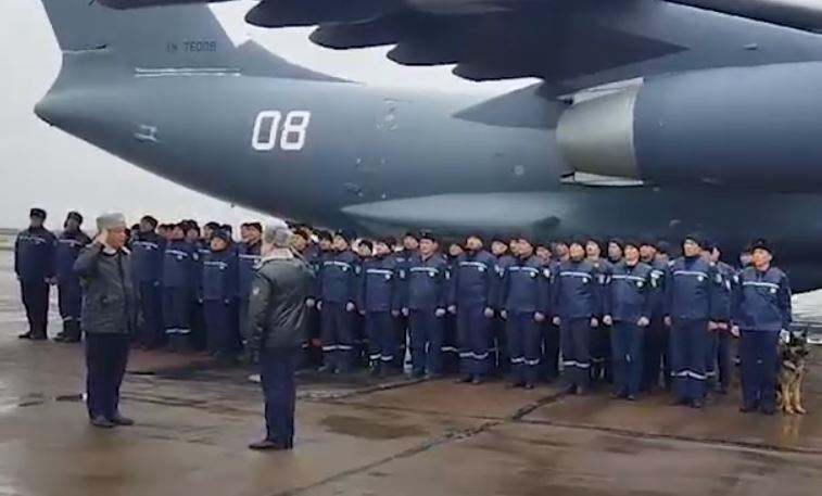 Узбекские спасатели вернулись из Турции (видео)