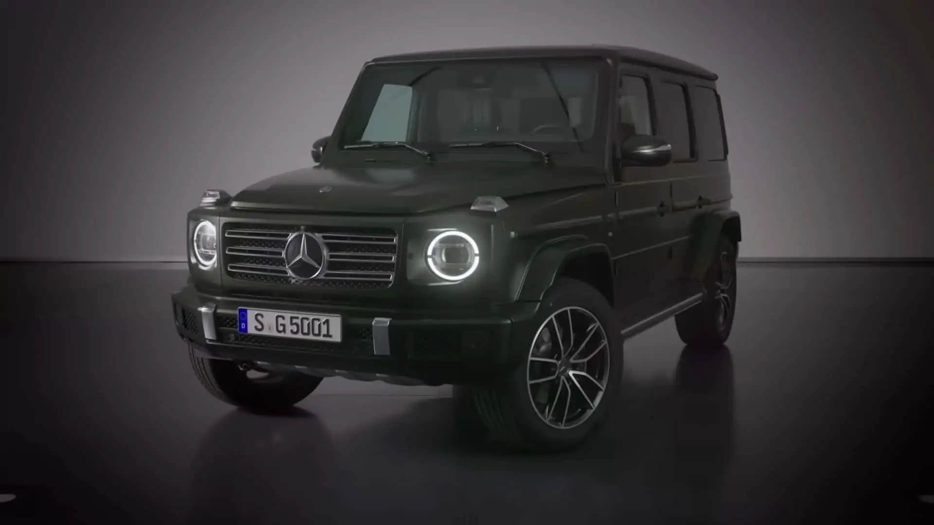 Mercedes-Benz презентовал новейший «Гелик»