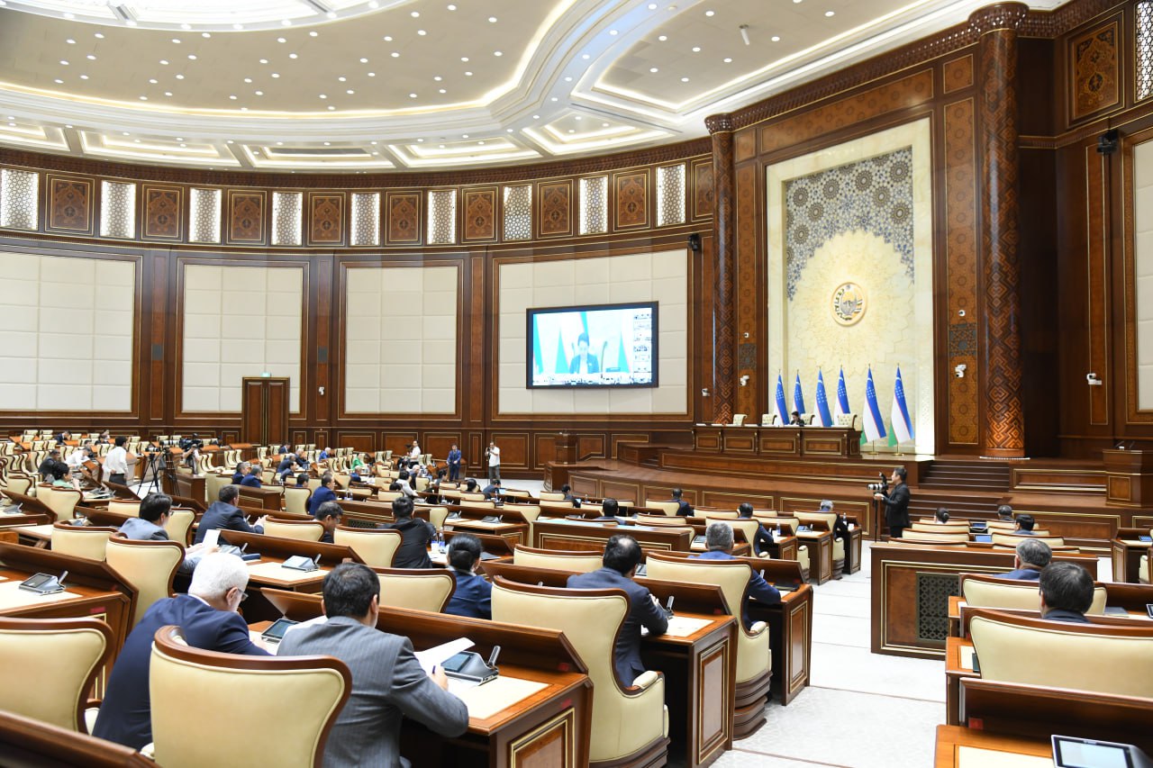 MIBga sud hujjatlari va boshqa organlar hujjatlarining ijro etilishi holati yuzasidan parlament so‘rovi yuboriladi