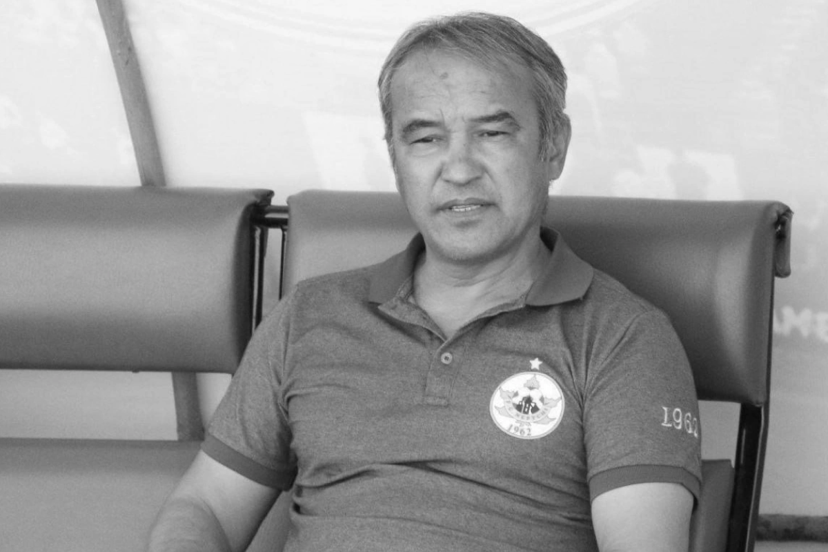 Умер ветеран узбекского футбола Абдусамат Дурмонов