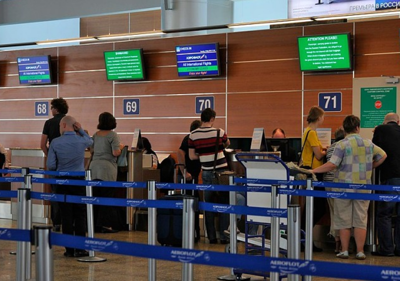 Узбекистанцев стали дольше проверять при въезде в Россию