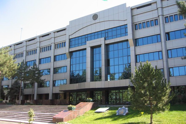 ГУВД Ташкента развеяло слухи о минировании торгового центра