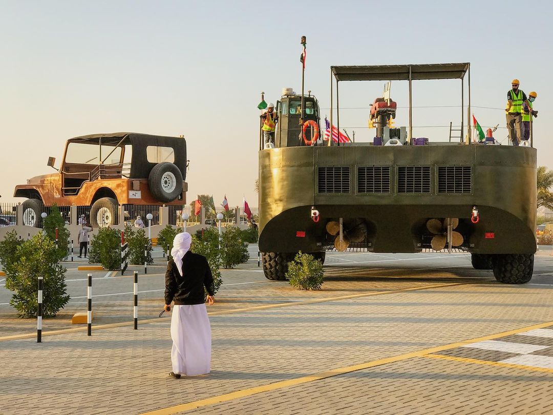 Дубайский музей обзавелся самым большим в мире полноприводным автомобилем
