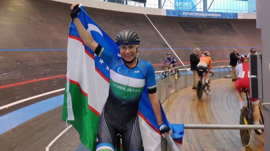 Узбекская спортсменка - победительница международного соревнования по велоспорту