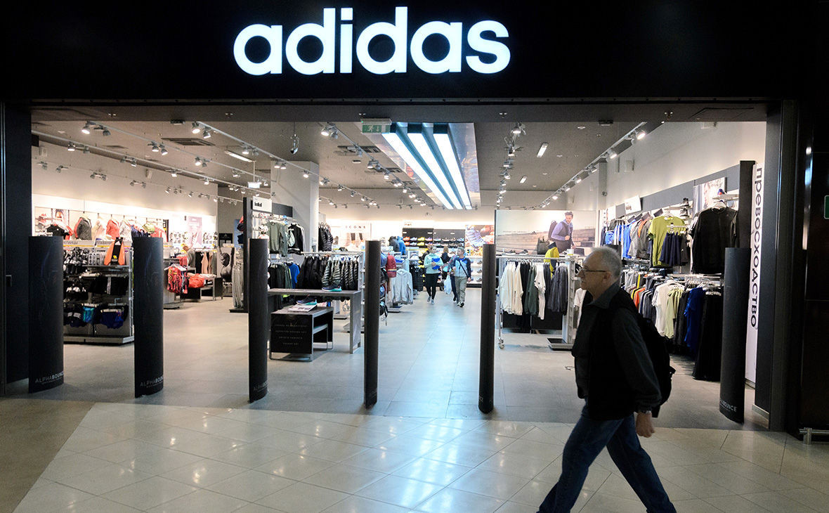 Adidas и Puma планируют вернуться в Россию 