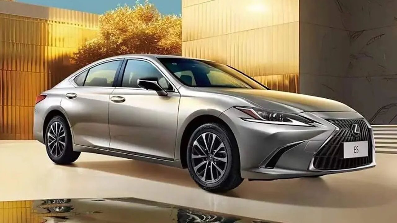 Lexus ES получил гибридную версию в Китае