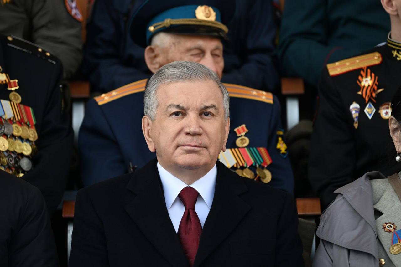Шавкат Мирзиёев посетил парад Победы в Москве