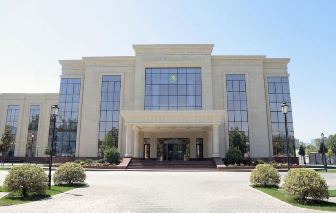 Хокимият Ташкента заключил договор на 1 млрд сумов с 15-дневной фирмой