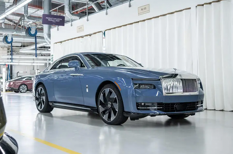 Rolls-Royce завершил год рекордным количеством проданных машин