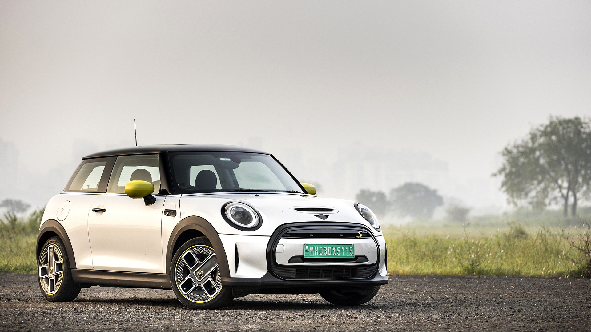 Электрокары MINI будут выпускать в более мощной версии John Cooper Works