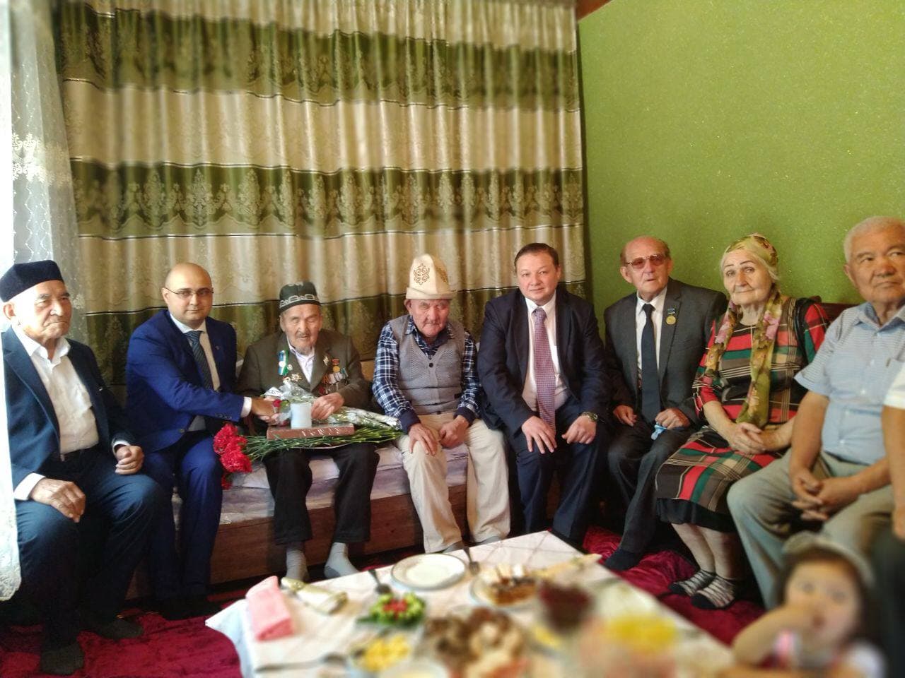Путин поздравил проживающего в Джизакской области ветерана со столетием