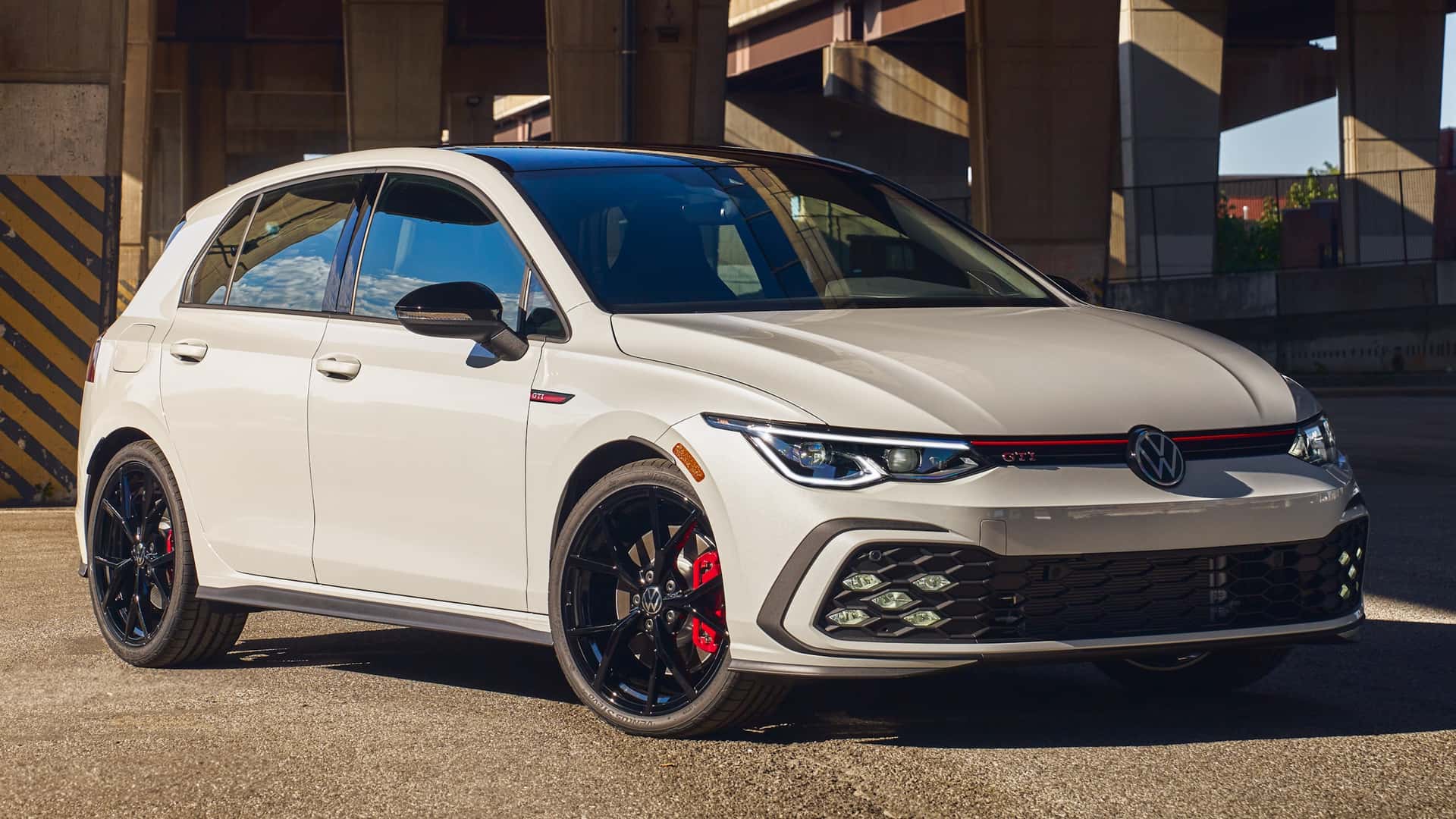 Volkswagen Golf GTI - последние новости от команды Repost.uz