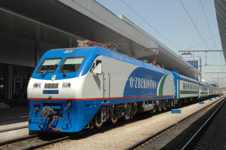 Узбекистан обсудит с Россией восстановление железнодорожного сообщения 