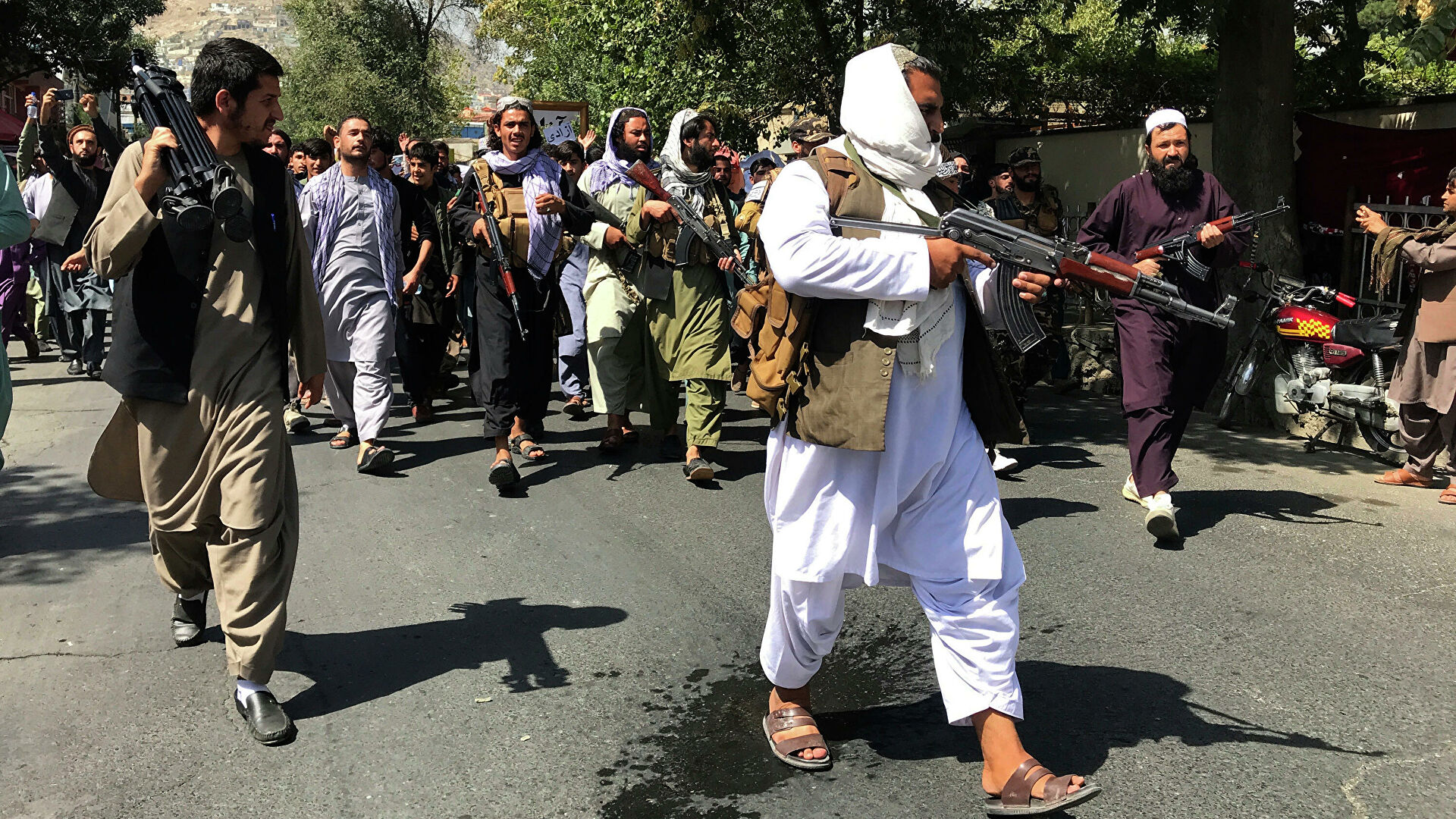 «Талибан» изгнал из своих рядов около 200 человек, злоупотреблявших должностными полномочиями