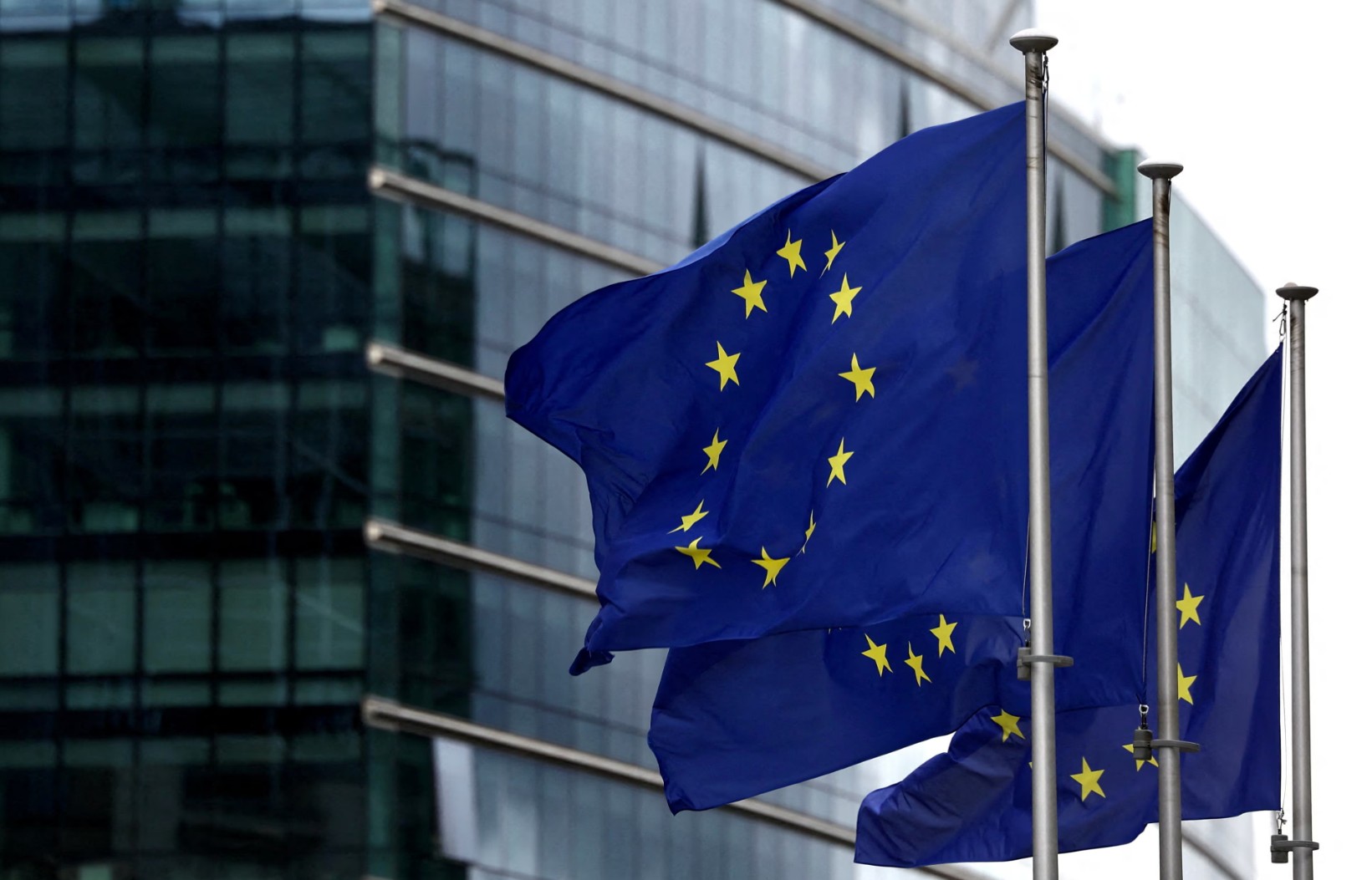 Politico: Евросоюз может ввести санкции против Китая