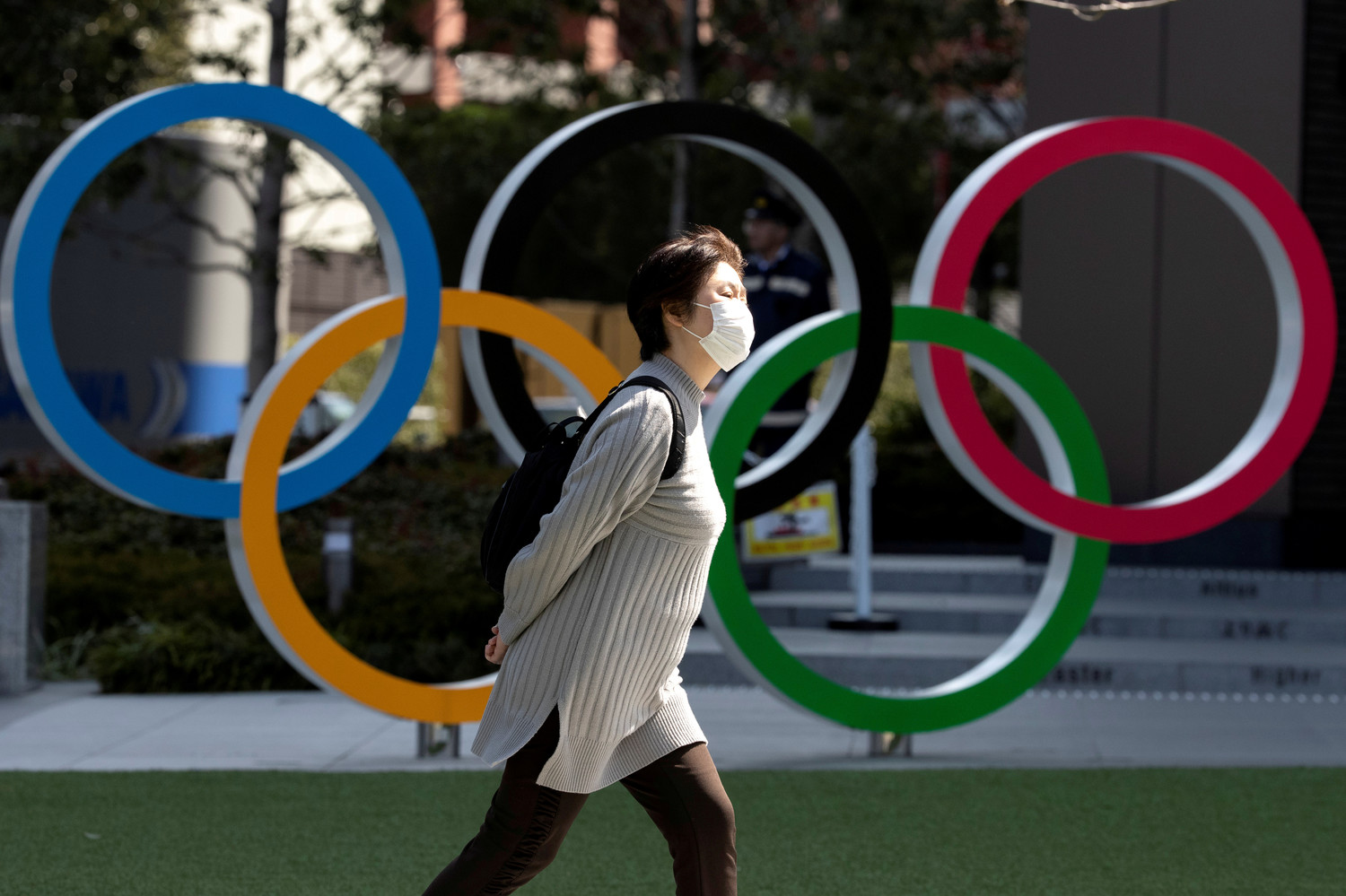 Оргкомитет Олимпийских игр в Токио по-прежнему не исключает их проведения с пустыми трибунами