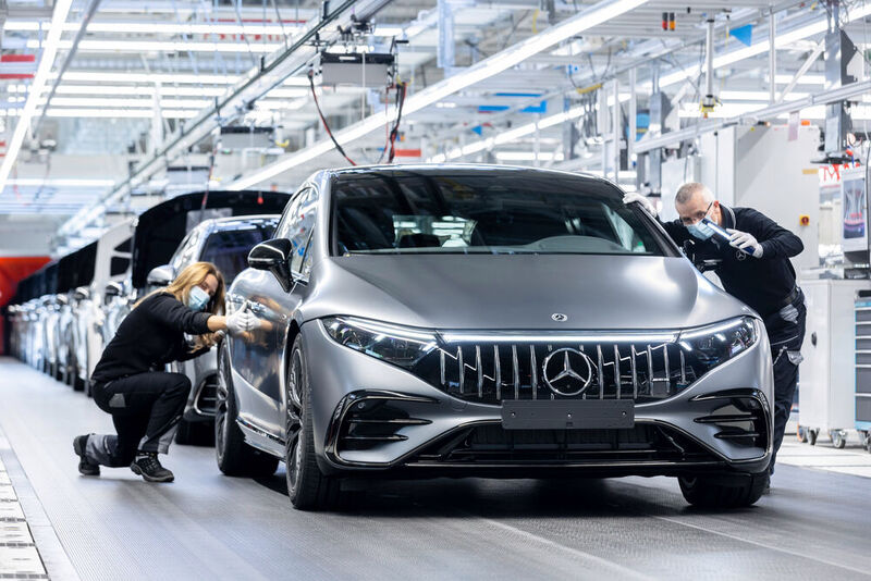 Mercedes-Benz стал самым дорогим автобрендом в мире