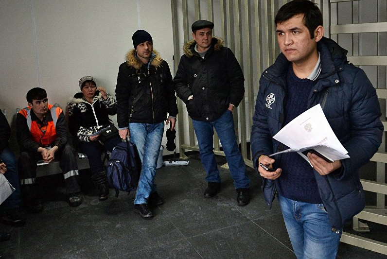 Узбекистан может начать легально отправлять трудовых мигрантов в Германию, Оман и Казахстан