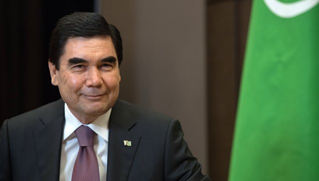 Президент Туркменистана спел кавер-версию песни «Каракум» и сыграл на гитаре: (видео)