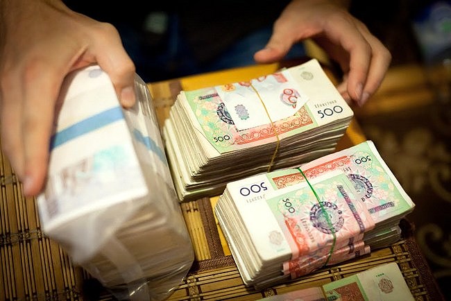 В Госкомстате подсчитали среднюю зарплату жителя Ташкента и регионов 
