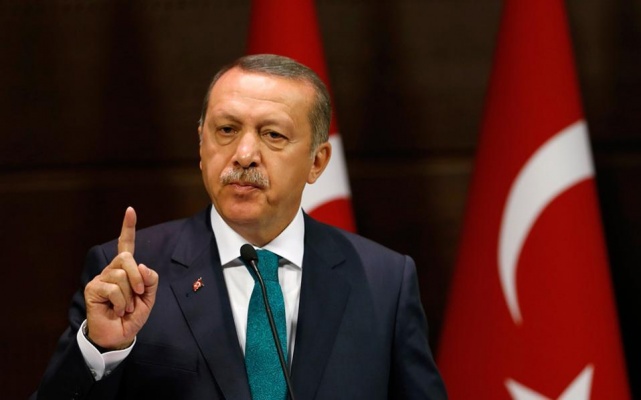 Эрдоган назначил досрочные выборы президента 