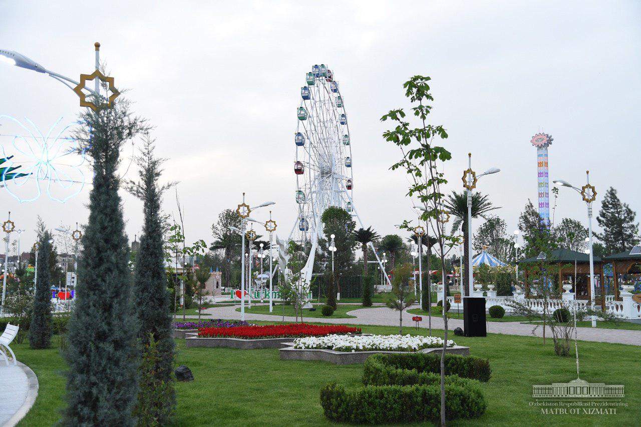 Президенты Туркменистана и Узбекистана открыли парк «Ашхабад» (фото)