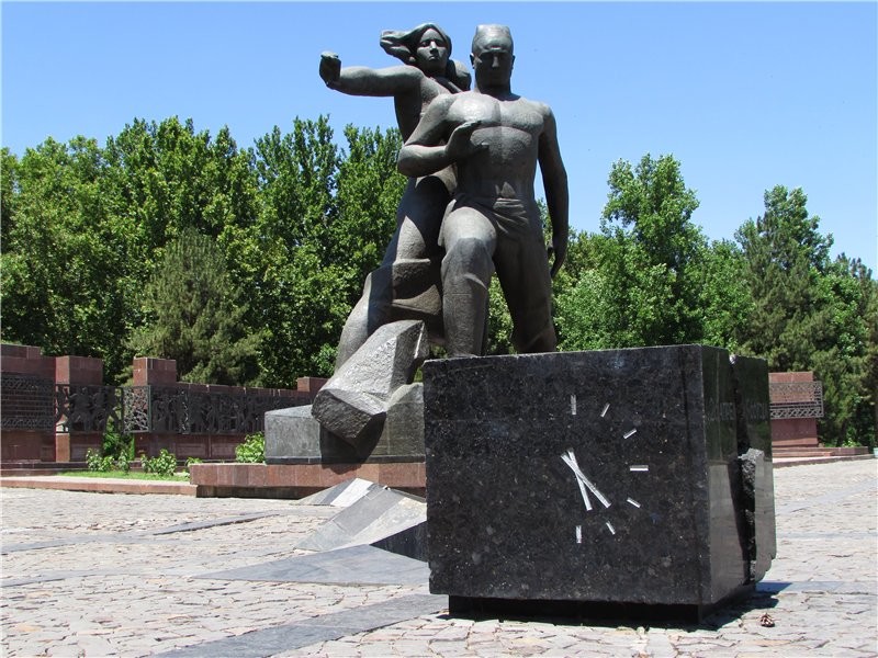В Ташкенте реконструируют территорию вокруг монумента «Мужество» 