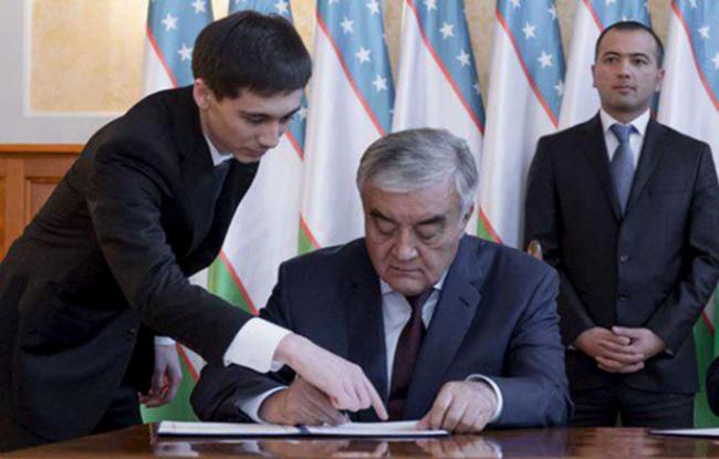 В Узбекистане начали снимать с должностей родственников экс-главы Налогового комитета Парпиева