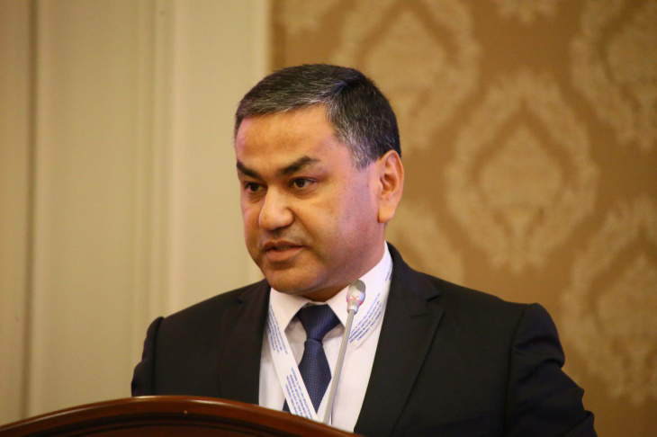 Куранбаев назвал причины, по которым молодежь Узбекистана попадает в сети террористов