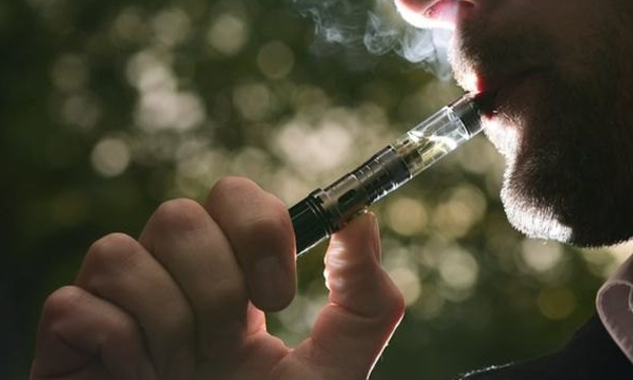 В Узбекистане кальян и электронные сигареты могут приравнять к табачным и запретить в общественных местах