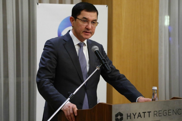 Министр финансов рассказал о реальных налогоплательщиках Узбекистана