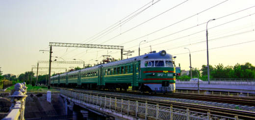 В Ташкенте поезд насмерть наехал на женщину в наушниках