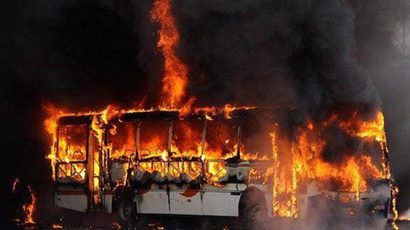 Автобус на газе взорвался в Бухарской области: пятеро погибших