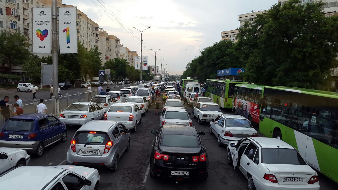 В Ташкенте перекрыли одну из центральных улиц в связи со строительством метро (карта)