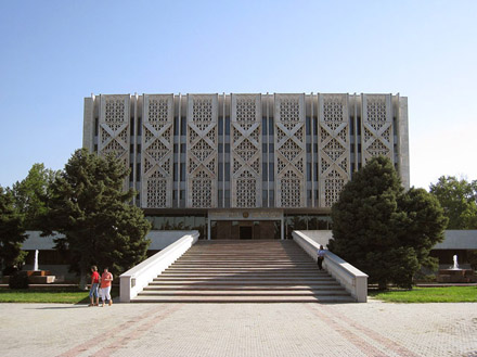 В пяти музеях Узбекистана заработал Wi-Fi