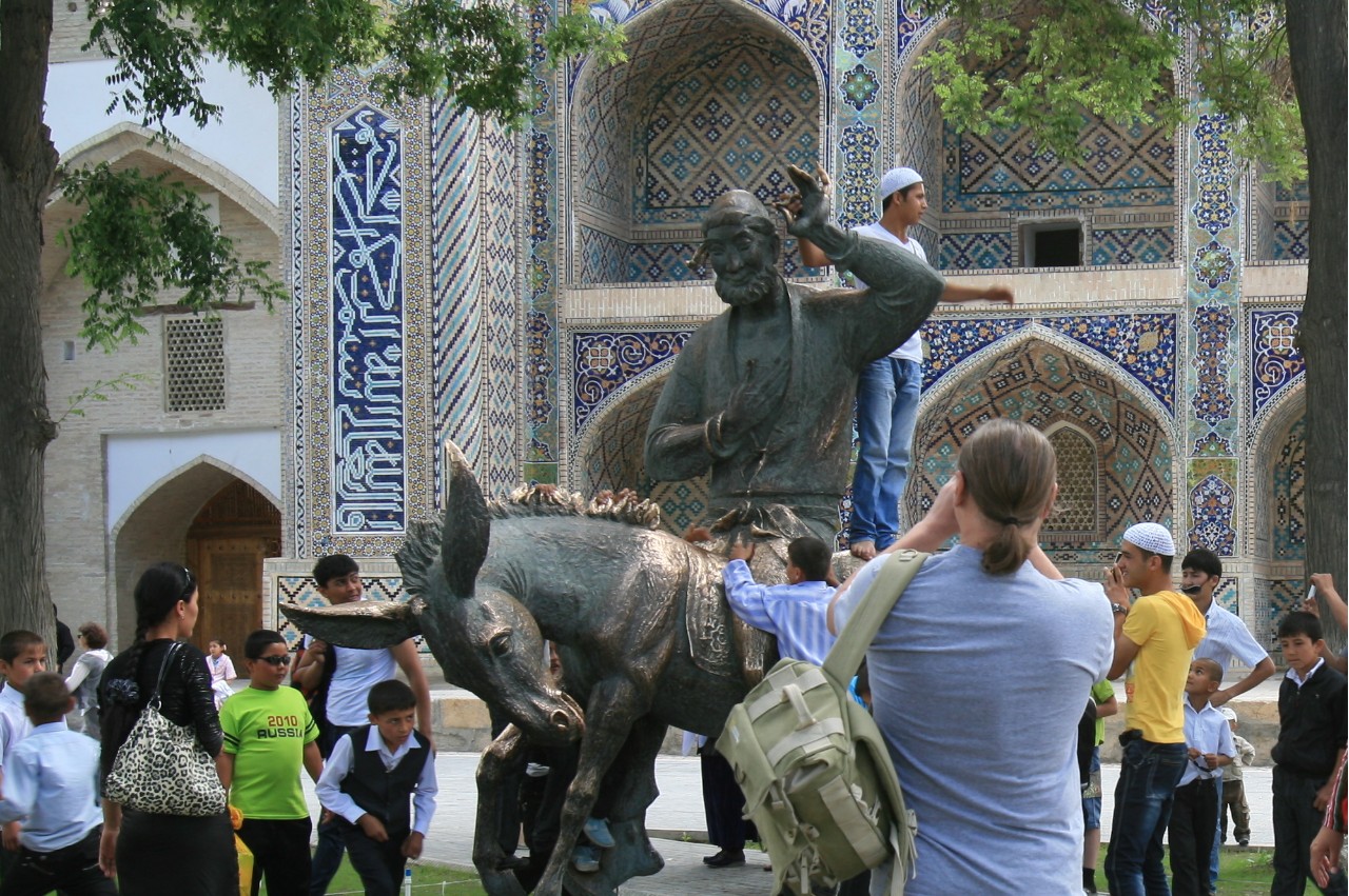 Подсчитаны средние траты отдыхающего в Узбекистане иностранца