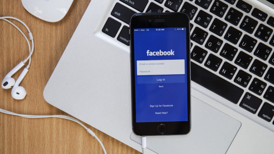 Доказана информация о прослушке Facebook пользователей смартфонов