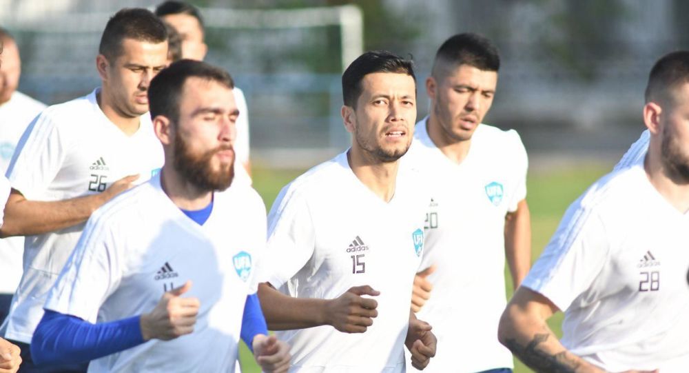 Узбекских футболистов пожизненно отстранят от футбола за нездоровый образ жизни