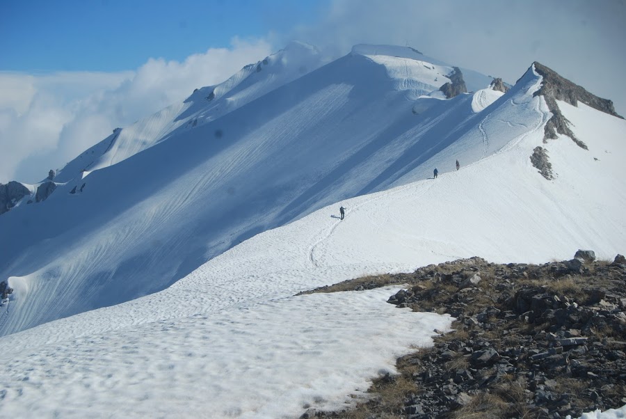 МЧС предупредило узбекистанцев о лавиноопасности в горах