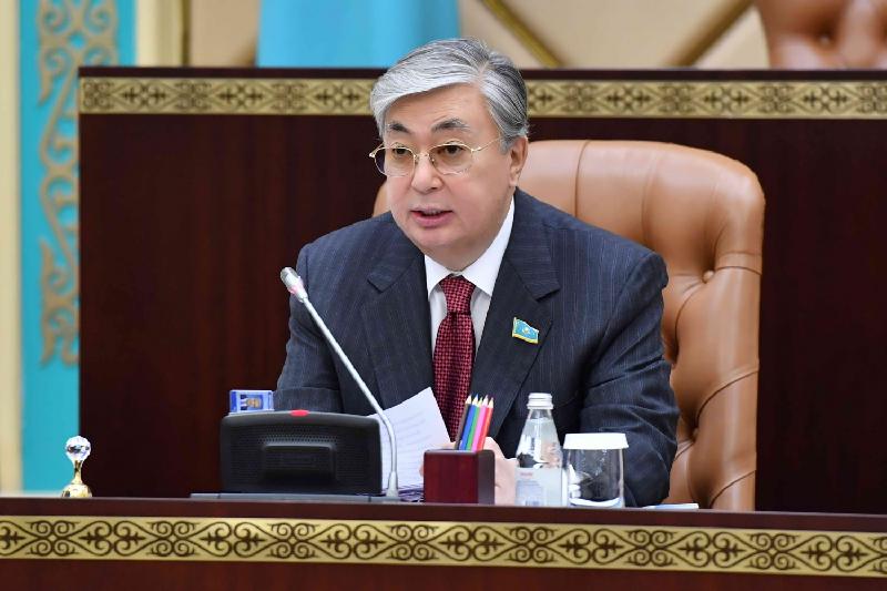 Казахский президент захотел перевести казахский язык на латиницу