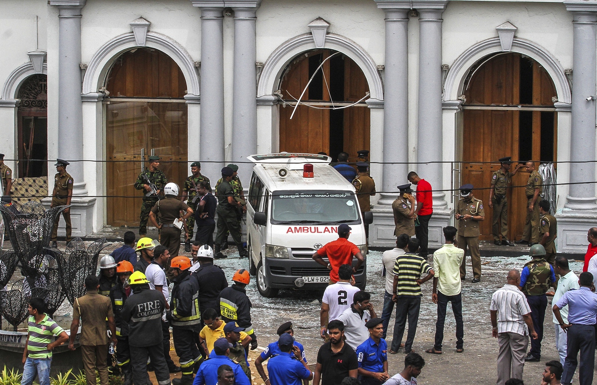 Группировка террористов взяла ответственность за взрывы на Шри-Ланке