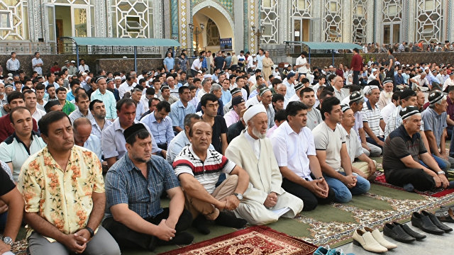 Названо время проведения праздничной молитвы в Узбекистане 