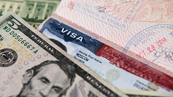 Подающих заявки на визу в США обязали указывать ссылки на соцсети